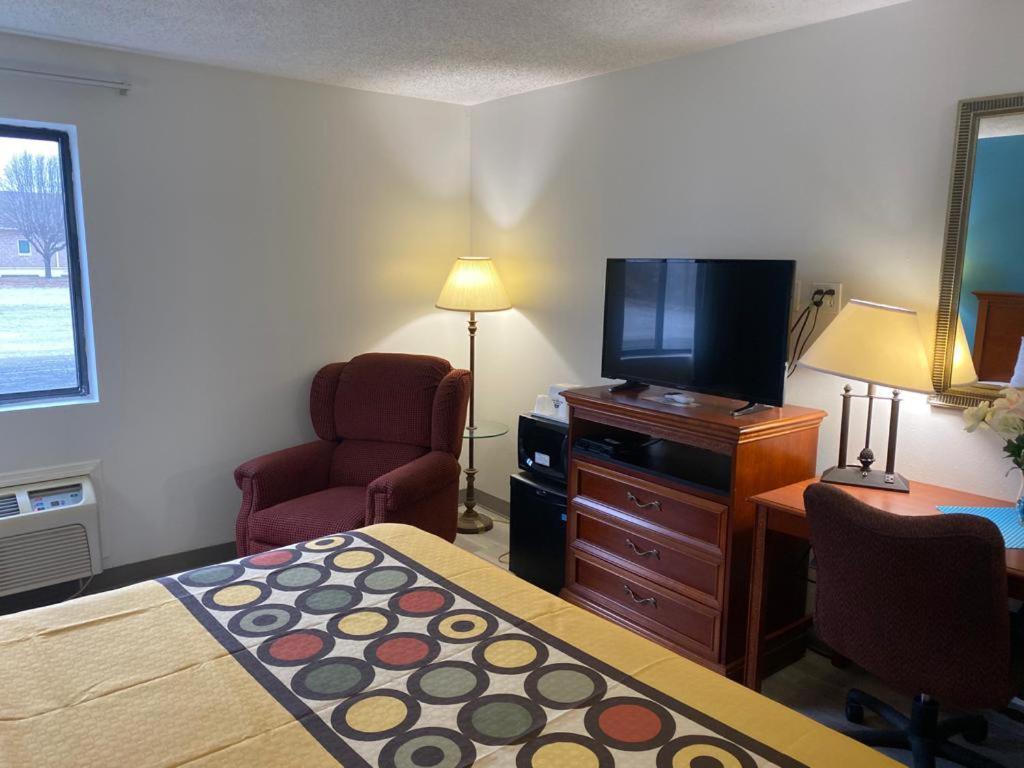 Americas Best Value Inn West Frankfort Zewnętrze zdjęcie